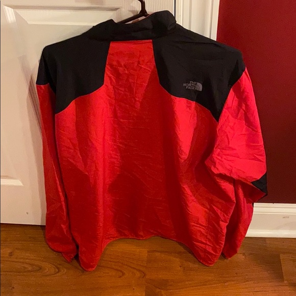 Northface Windbreaker - Picture 2 of 3
